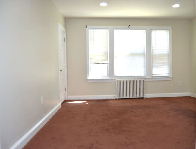 1621 17th Pl SE in Washington, DC - Building Photo - Building Photo