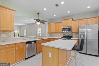 105 Dahlia Dr in Griffin, GA - Building Photo - Building Photo