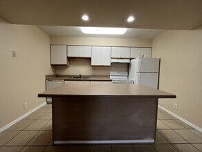 3985 W McNab Rd in Pompano Beach, FL - Building Photo - Building Photo