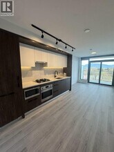 905 2751 KINGSWAY in Vancouver, BC - Building Photo - Building Photo