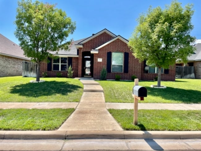 property at 7914 Alexandria Ave