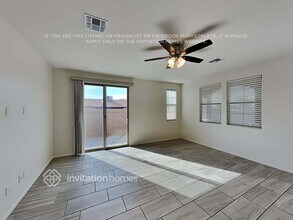 320 N 56th Pl in Mesa, AZ - Building Photo - Building Photo