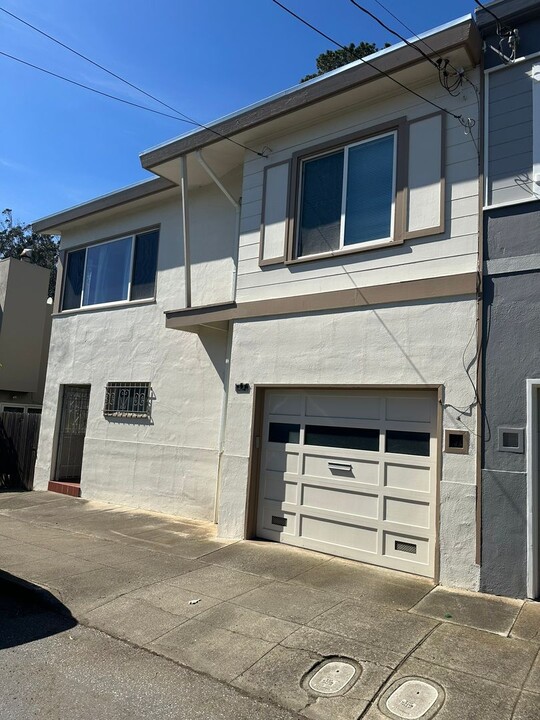 53 Stanford Heights Ave in San Francisco, CA - Building Photo