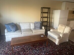 3904 Everest Ln N, Unit Basement Suite 1br in Plymouth, MN - Foto de edificio - Building Photo