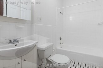 891 Massachusetts Ave in Cambridge, MA - Building Photo - Building Photo