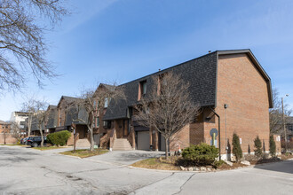 109 Gypsy Roseway in Toronto, ON - Building Photo - Building Photo