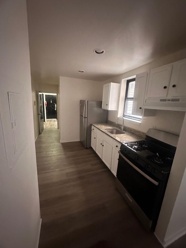 16 Bergen Ave in Jersey City, NJ - Foto de edificio - Building Photo