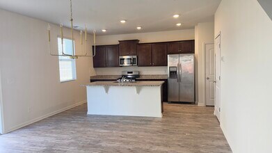 809 Foxdale Dr in Columbia, TN - Building Photo - Building Photo