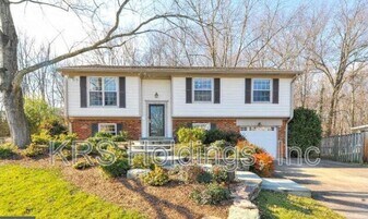 7014 Whetstone Rd in Alexandria, VA - Building Photo