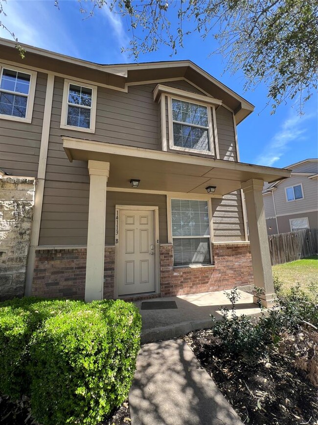 14113 Harris Ridge Blvd in Pflugerville, TX - Building Photo - Building Photo