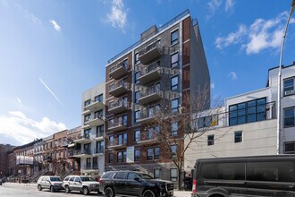 952 Bedford Ave in Brooklyn, NY - Building Photo - Building Photo