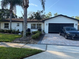 668 Riverwoods Cir in Orlando, FL - Building Photo