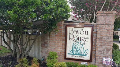 11011 Cal Rd, Unit 92 in Baton Rouge, LA - Building Photo - Building Photo