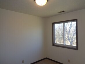 5519 S 31st St in Lincoln, NE - Building Photo - Building Photo