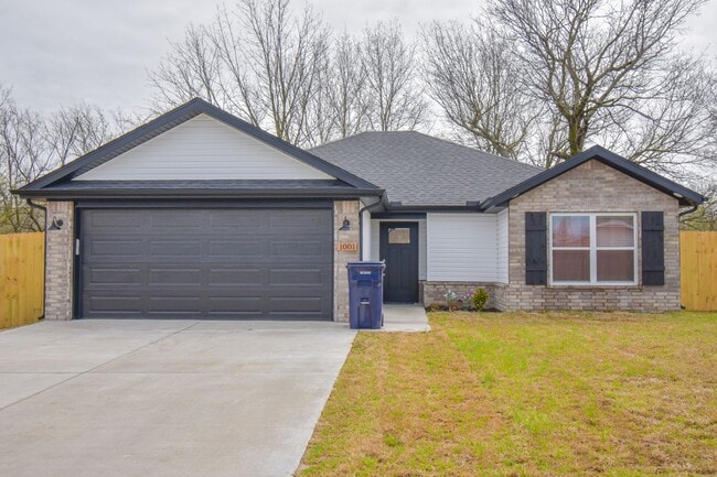 property at 1001 Bonnie Scotland Dr