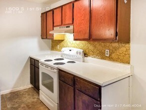 1609 S 1st St in Springfield, IL - Building Photo - Building Photo