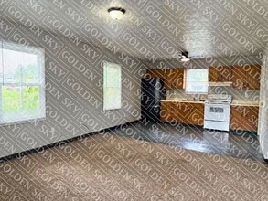 558 Andover Rd in Anderson, IN - Building Photo - Building Photo