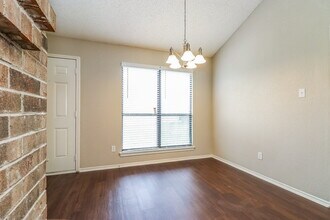 116 Lemon Dr in Arlington, TX - Building Photo - Building Photo