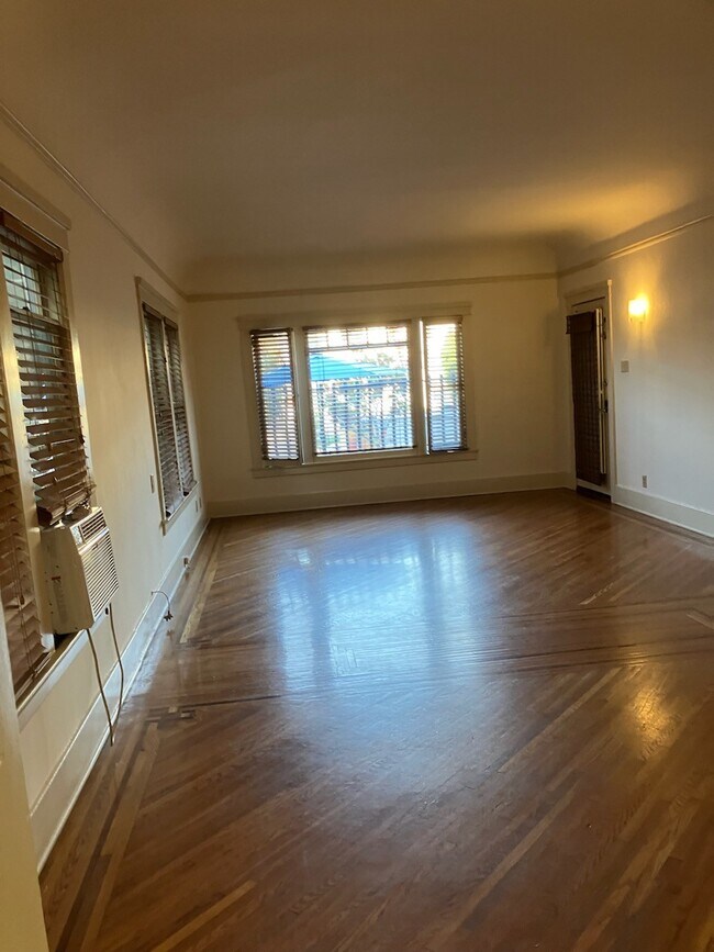 625 N Spaulding Ave, Unit 625 SPAULDING