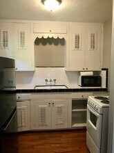 4710 Mt Vernon St, Unit 1 in Houston, TX - Building Photo - Building Photo