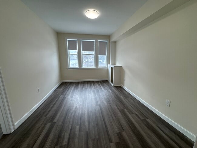 136 Washington St, Unit 1