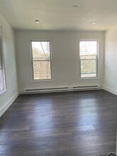 1465 Creek Locks Rd in Kingston, NY - Building Photo - Building Photo