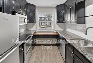 2317 Patriot Way in Greensboro, NC - Building Photo - Building Photo