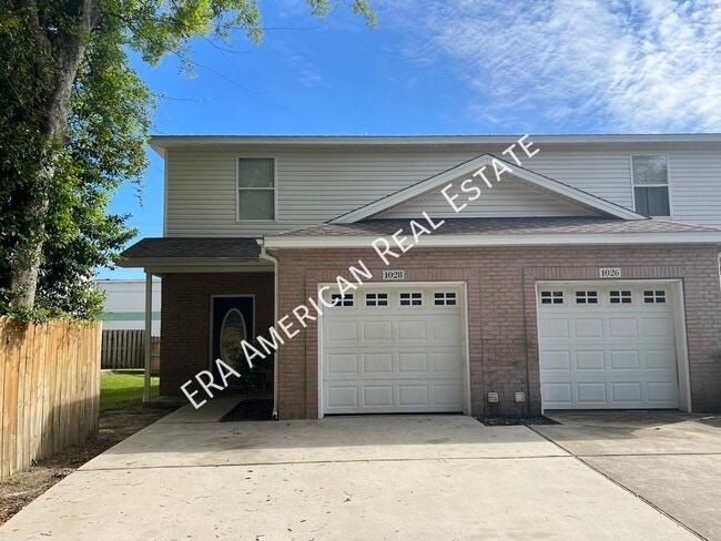 1028 Anniston Ct in Fort Walton Beach, FL - Building Photo - Building Photo