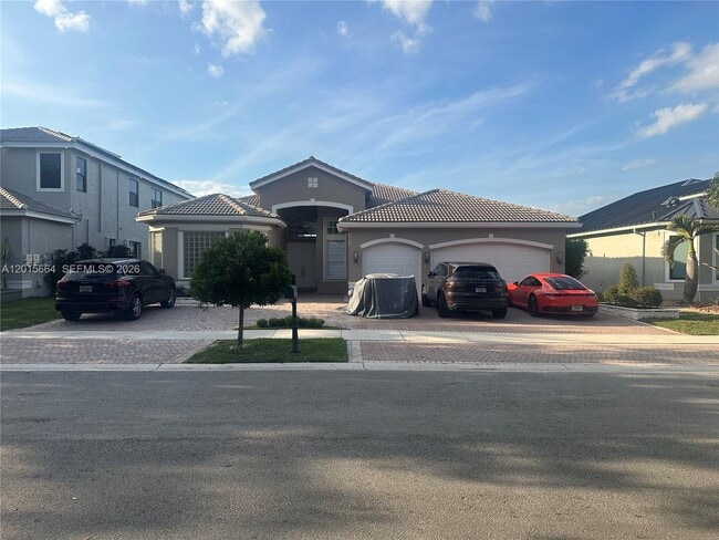 property at 18571 SW 44th St