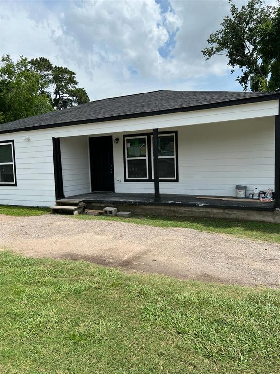 property at 710 Twin Oaks St