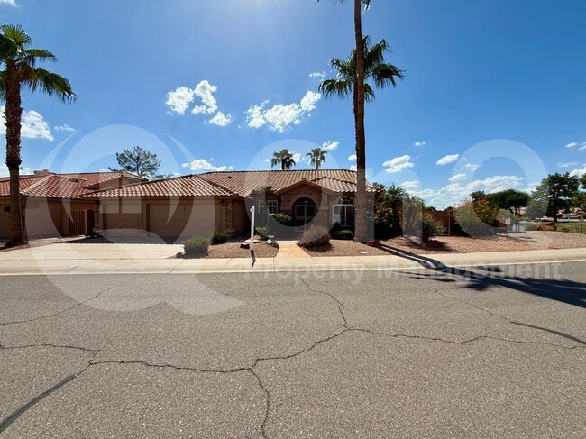 property at 1625 W Gunstock Loop