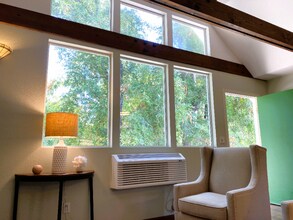 1042 Easum Dr in Napa, CA - Building Photo - Building Photo