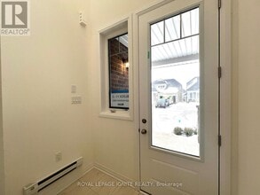 524 Hudson Cres in Midland, ON - Building Photo - Building Photo