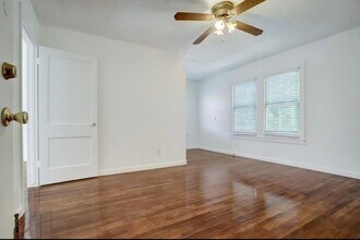 1229 Heights Blvd, Unit Unit B in Houston, TX - Building Photo - Building Photo