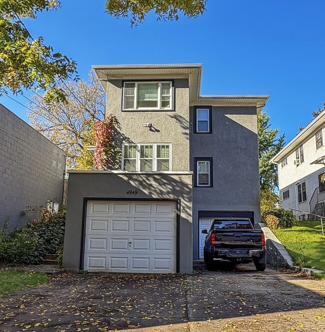 4949 Penn Ave S in Minneapolis, MN - Building Photo - Building Photo