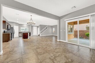 7653 Sweet Mist Ave in Las Vegas, NV - Building Photo - Building Photo