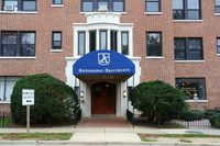 Ambassador Apartments in Baltimore, MD - Foto de edificio - Building Photo