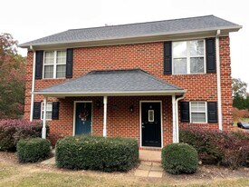 2950 Forest Park Dr in Randleman, NC - Building Photo