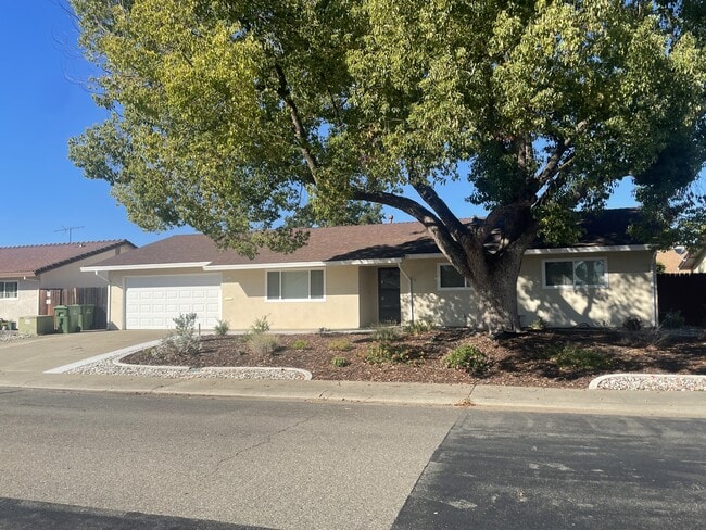 property at 8909 Dontree Way