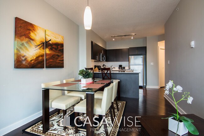 10152-1104 104 St NW in Edmonton, AB - Building Photo - Building Photo
