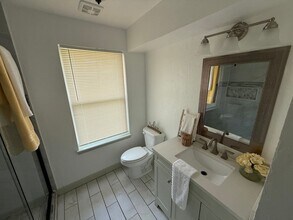 1100 Straka Terrace in Oklahoma City, OK - Building Photo - Building Photo