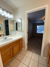 2111-2115 Perkins Way in Sacramento, CA - Building Photo - Building Photo