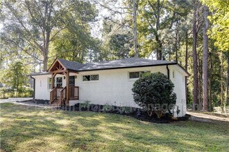 1955 Maple Dr NW in Kennesaw, GA - Building Photo - Building Photo