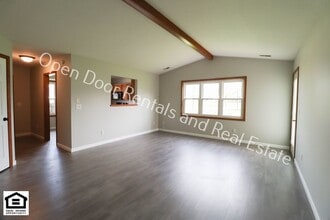 1421-1423 Fieldstone Dr in Fort Wayne, IN - Building Photo - Building Photo