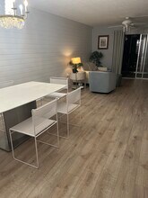 995 La Guna Dr in Venice, FL - Building Photo - Building Photo