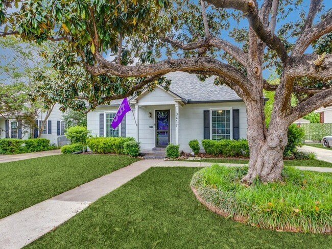 3417 Stadium Dr in Fort Worth, TX - Building Photo - Building Photo