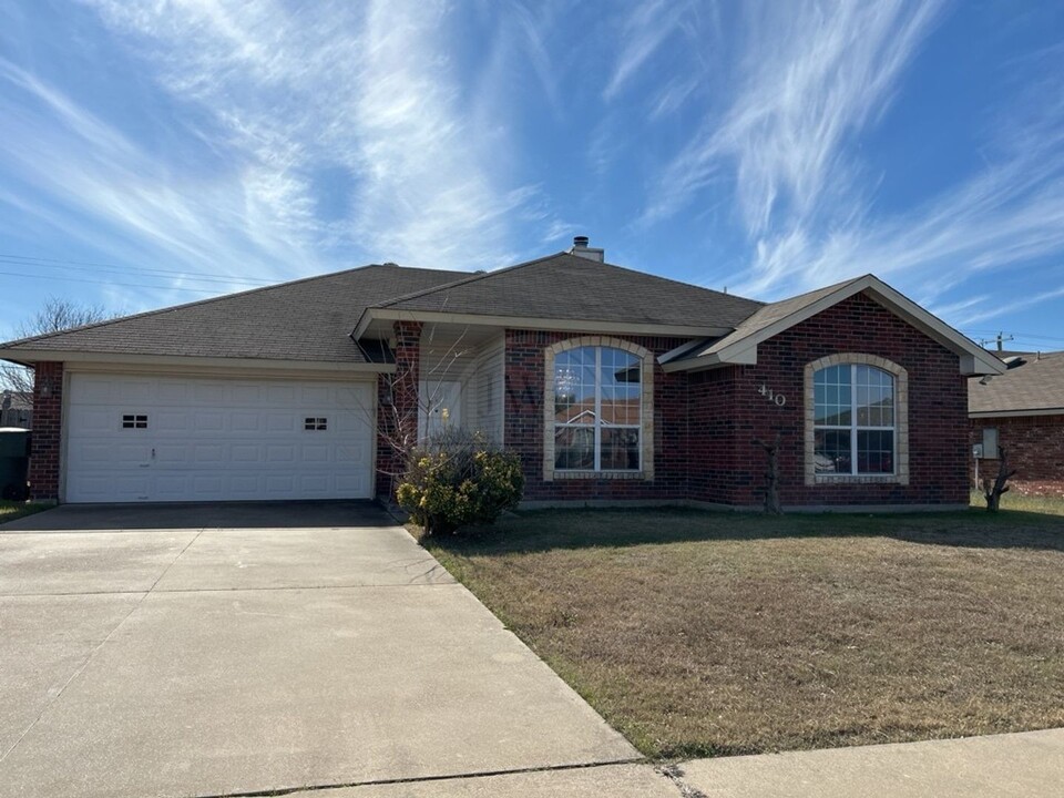 410 Medina Dr in Killeen, TX - Building Photo