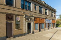 9200 S Cottage Grove Ave in Chicago, IL - Foto de edificio - Building Photo