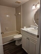 4031 Tumble Wood Trl, Unit #104 in Tampa, FL - Foto de edificio - Building Photo