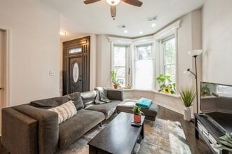 1234 W Huron St in Chicago, IL - Building Photo - Building Photo